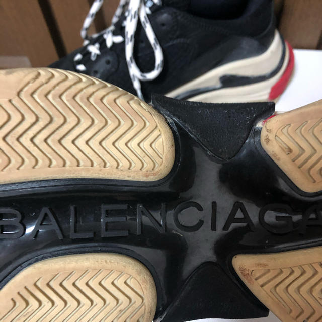 BALENCIAGA tripleS 42