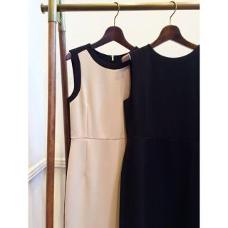 ラウンジドレス(Loungedress)の値下げ終了❗️ラウンジドレス　リバーシブルドレス(ひざ丈ワンピース)