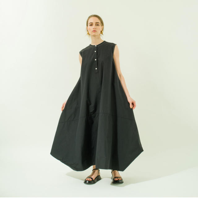 レディースyonfa ヨンファ　balloon dress (black)