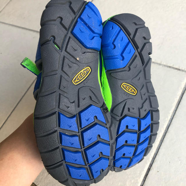 KEEN(キーン)の【新品未使用】keen サンダル　19.5cm キッズ/ベビー/マタニティのキッズ靴/シューズ(15cm~)(サンダル)の商品写真