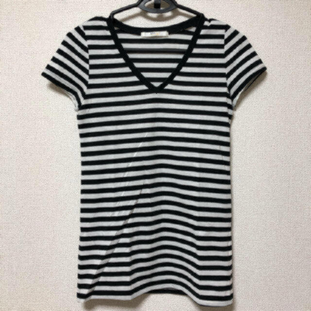 AZUL by moussy(アズールバイマウジー)のAZUL ボーダーTシャツ☆半袖/モノトーン/Vネック/タイト メンズのトップス(Tシャツ/カットソー(半袖/袖なし))の商品写真