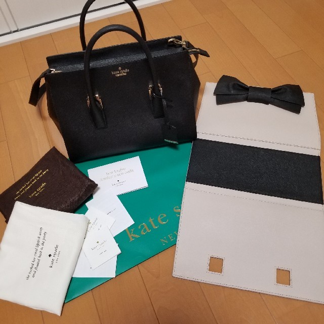 kate spade new york(ケイトスペードニューヨーク)の【美品】ケイトスペード　バッグ　☆7万☆メイクイットマイン　キャンダス レディースのバッグ(ハンドバッグ)の商品写真