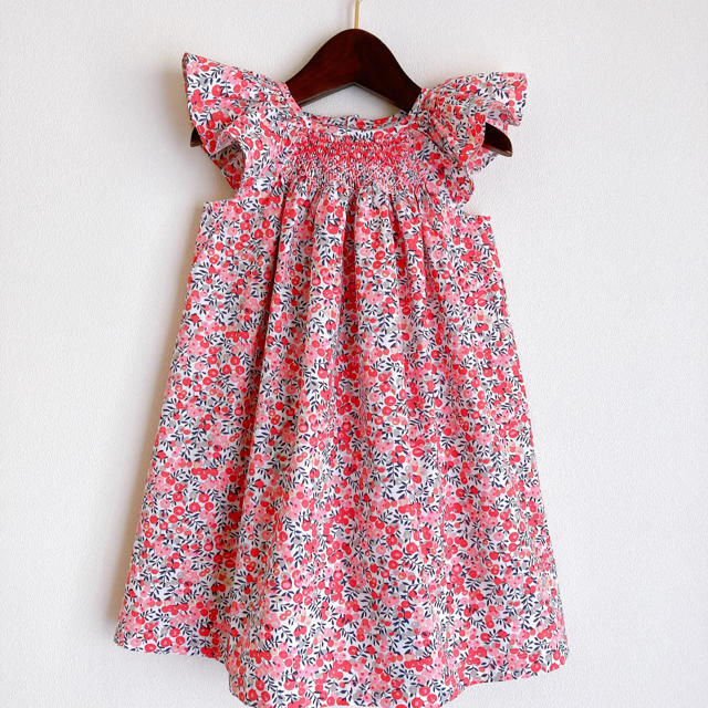 100 女の子　ワンピース　お出かけ　花　ボンポワン　MAKIE 好きな方 キッズ/ベビー/マタニティのキッズ服女の子用(90cm~)(ワンピース)の商品写真