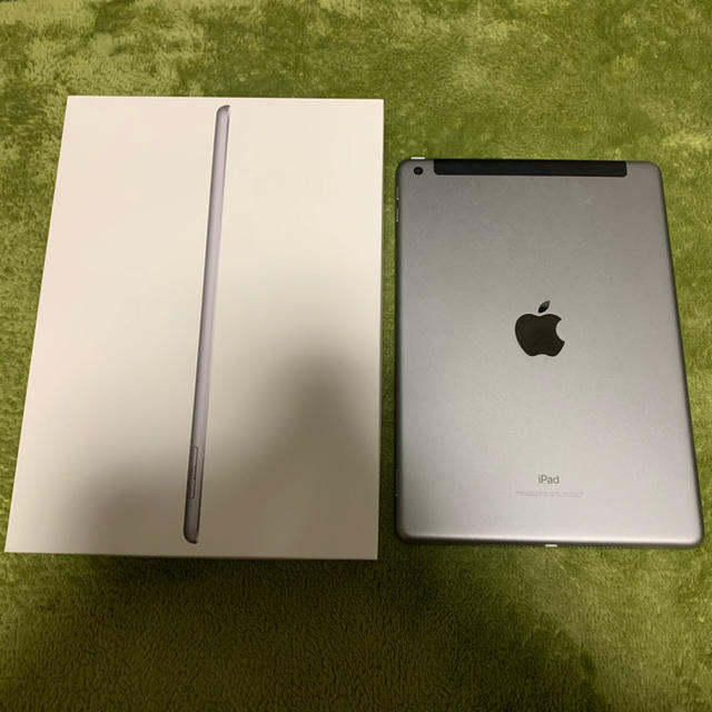 タブレットiPad 第6世代　32GB