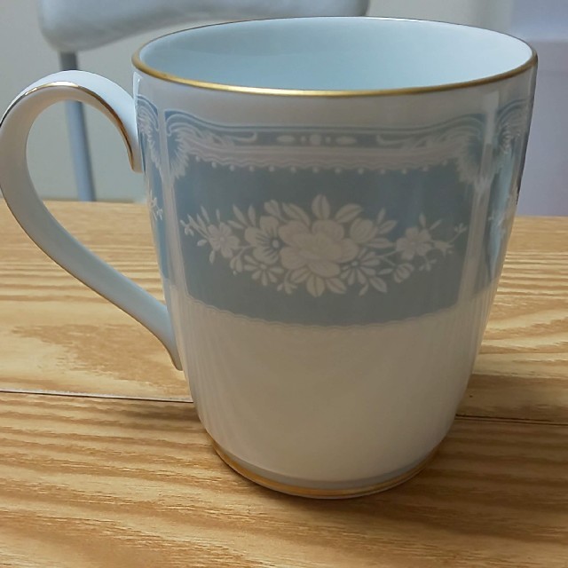 Noritake(ノリタケ)のノリタケ ペアマグカップ インテリア/住まい/日用品のキッチン/食器(グラス/カップ)の商品写真