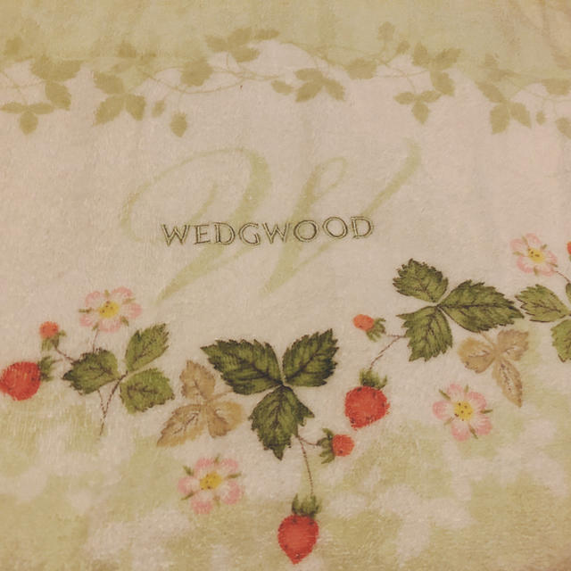 ウエッジウッド　WEDGWOOD タオルケット　ワイルドストロベリー