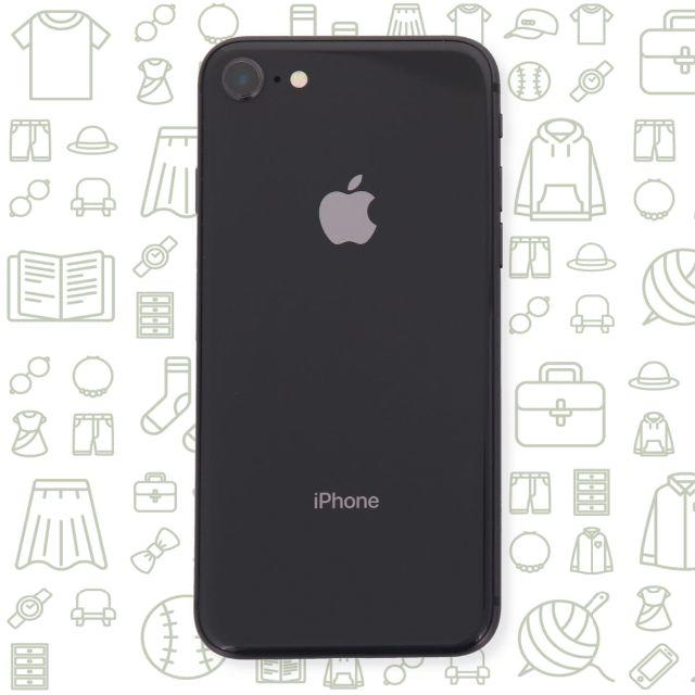 iPhone(アイフォーン)の【C】iPhone8/64/SIMフリー スマホ/家電/カメラのスマートフォン/携帯電話(スマートフォン本体)の商品写真