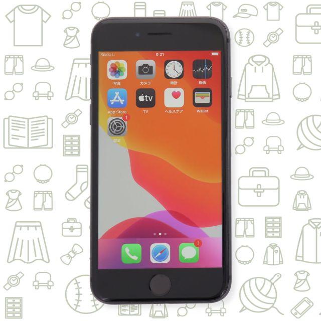 iPhone(アイフォーン)の【C】iPhone8/64/SIMフリー スマホ/家電/カメラのスマートフォン/携帯電話(スマートフォン本体)の商品写真