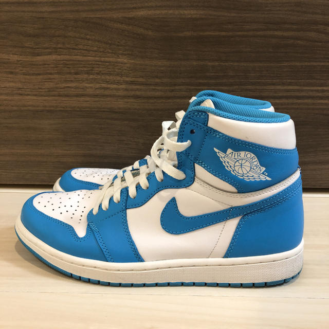 スニーカーNIKE AIR JORDAN 1 ノースカロライナ UNC