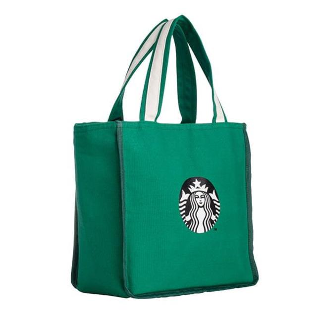 Starbucks Coffee(スターバックスコーヒー)のスターバックス ：保冷バッグ ロゴ スタバ 台湾 限定商品 レディースのバッグ(エコバッグ)の商品写真