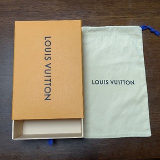 ルイヴィトン(LOUIS VUITTON)のVUITTON ルイヴィトン 引き出し型 靴空箱&靴袋 各1つずつ(ドレス/ビジネス)