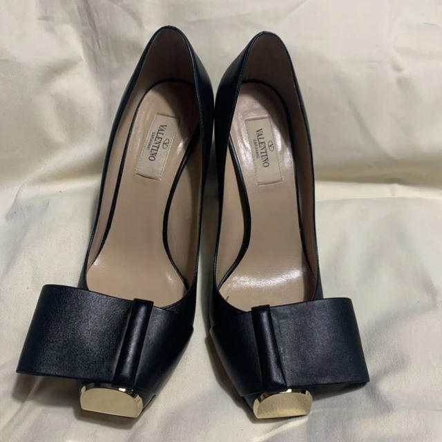超美品☆バレンティノ Valentino パンプス 黒 ciaociaoibiza.com
