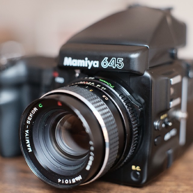 MAMIYA 645 Pro 美品　完動品 スマホ/家電/カメラのカメラ(フィルムカメラ)の商品写真