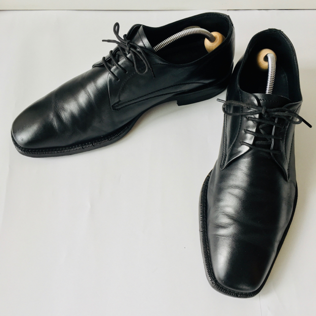 Cole Haan(コールハーン)の専用 COLE-HAAN 革靴 BURBERRY 26.5cm 2足セット メンズの靴/シューズ(ドレス/ビジネス)の商品写真