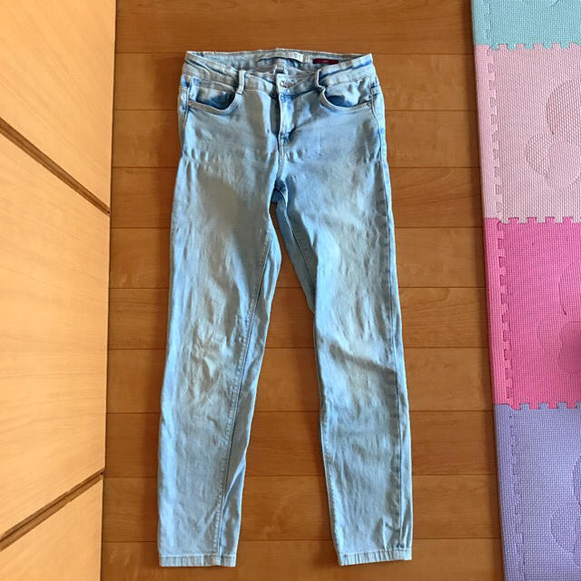 ZARA(ザラ)のデニム レディースのパンツ(デニム/ジーンズ)の商品写真