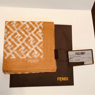 フェンディ(FENDI)のFENDI  フェンディ　ハンカチーフスカーフ　未使用品(バンダナ/スカーフ)