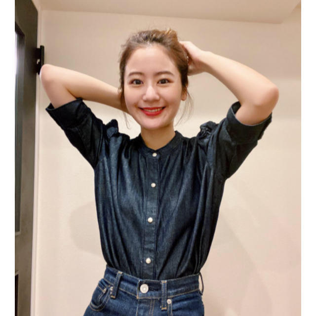 moussy - MOUSSY♡GATHER SLEEVE DENIMブラウス♡パフスリーブ紺の通販