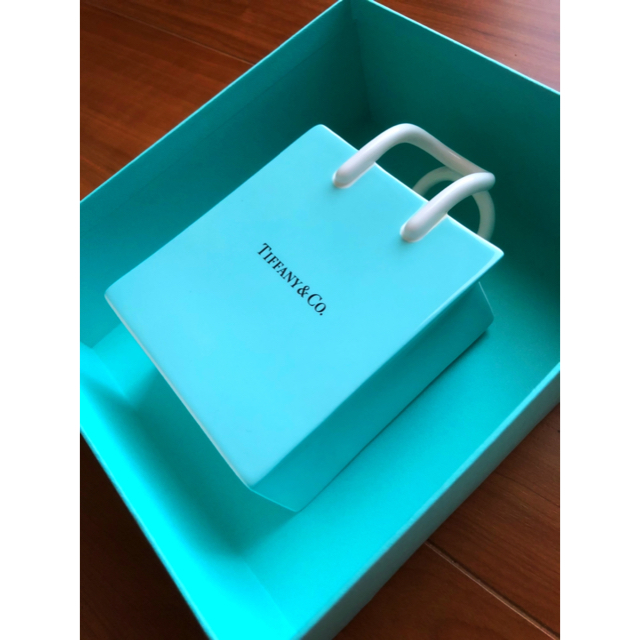 入手困難かと思います【廃盤品】ティファニー TIFFANY 陶器 ショッパー