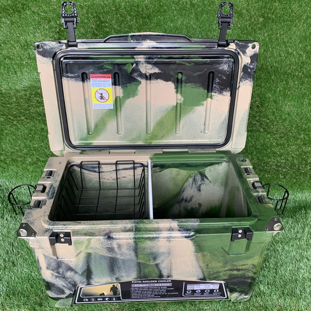 PP様専用‼️アイスランドクーラーボックス 45QT アーミーカモ‼️ | yfp