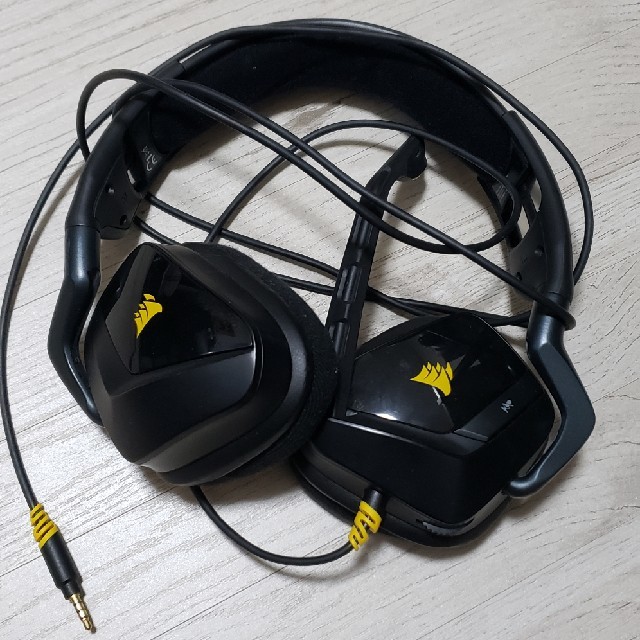 DELL(デル)のCorsair analog headphone スマホ/家電/カメラのオーディオ機器(ヘッドフォン/イヤフォン)の商品写真