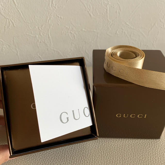 Gucci(グッチ)のグッチ ピアス G ロゴ シルバーカラー ユニセックス メンズのアクセサリー(ピアス(両耳用))の商品写真