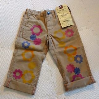 デニムダンガリー(DENIM DUNGAREE)の新品未使用 デニム&ダンガリー パンツ 100 ベージュ ステンシル お花(パンツ/スパッツ)