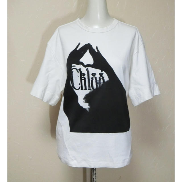 Chloe(クロエ)のChloe クロエ　白に黒いプリントでカットが凝った作りの半袖Tシャツ XS レディースのトップス(Tシャツ(半袖/袖なし))の商品写真