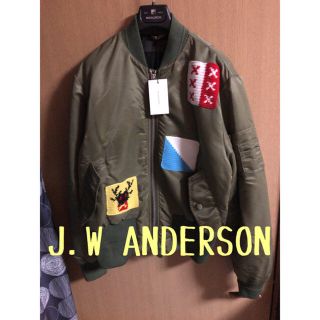 ジェイダブリューアンダーソン(J.W.ANDERSON)のj.w anderson アップリケMA-1ジャケット　XLサイズ(ブルゾン)