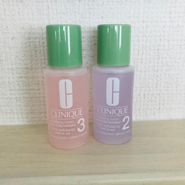 CLINIQUE(クリニーク)の【新品未使用】クリニーク拭き取り化粧水　2   3   二本セット コスメ/美容のスキンケア/基礎化粧品(化粧水/ローション)の商品写真