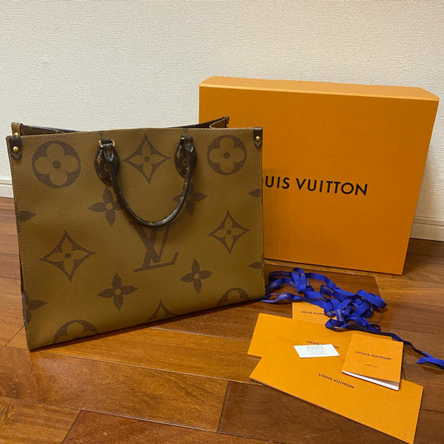 ルイヴィトン　LOUIS VUITTON オンザゴーGM