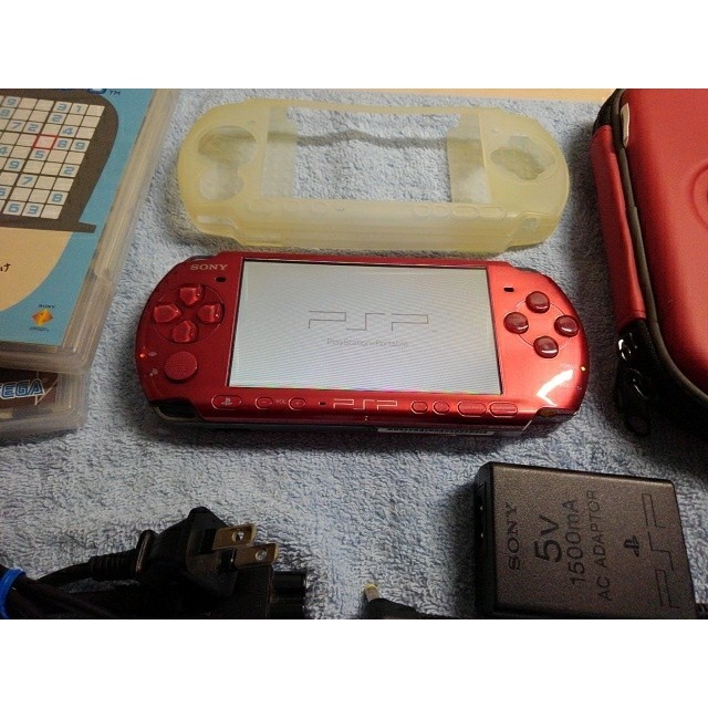 PSP3000　ラディアントレッドのサムネイル