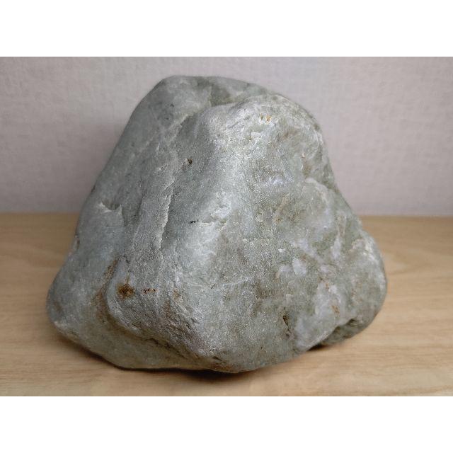 淡緑 1.5kg 翡翠 ヒスイ 翡翠原石 原石 鑑賞石 自然石 鉱物 水石