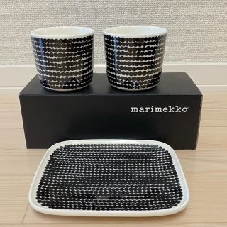 マリメッコ(marimekko)の【専用】　マリメッコ　シイルトラプータルハ　ラテマグ　プレート(食器)