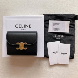 セリーヌ(celine)の新品 CELINE トリオンフ スモールフラップウォレット ブラック (財布)