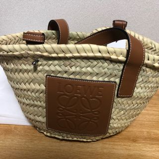 ロエベ(LOEWE)のロエベ　かごバッグ　Sサイズ　タン ブラウン(かごバッグ/ストローバッグ)