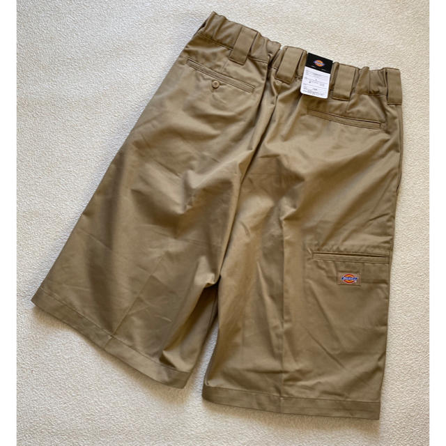 Dickies(ディッキーズ)の値下げ！新品 Dickies ディッキーズ ハーフパンツ ベージュL メンズのパンツ(ショートパンツ)の商品写真