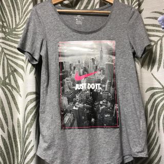 ナイキ(NIKE)のNIKE Tシャツ　レディース　S(Tシャツ(半袖/袖なし))