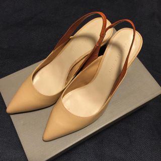 チャールズアンドキース(Charles and Keith)のチャールズ&キース(ハイヒール/パンプス)