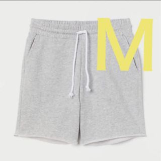 エイチアンドエム(H&M)の◆完売◆人気◆H&M ショートパンツ　切りっぱなし　Mサイズ　グレー(ショートパンツ)