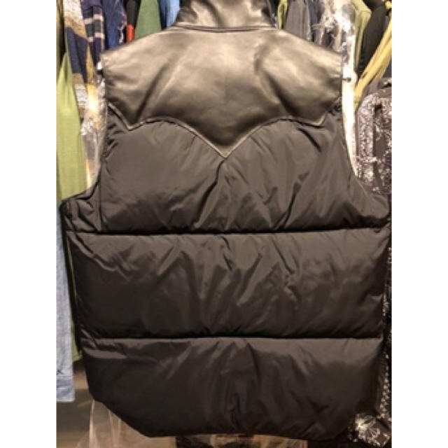 NEIGHBORHOOD(ネイバーフッド)のNEIGHBORHOOD ROCKY MOUNTAIN /N-DOWN VEST メンズのジャケット/アウター(ダウンベスト)の商品写真