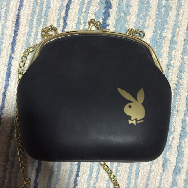 PLAYBOY(プレイボーイ)のプレイボーイ ミニポーチ 値下げ レディースのファッション小物(ポーチ)の商品写真