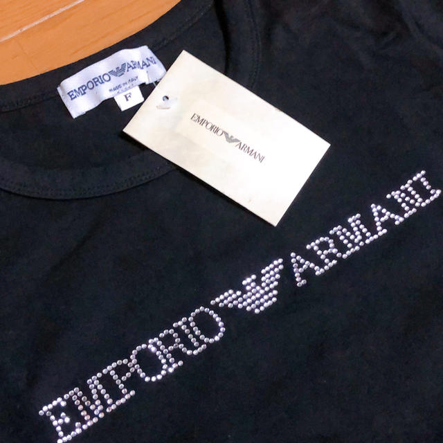 Emporio Armani(エンポリオアルマーニ)の新品☆送料無料☆エンポリオアルマーニレディース長袖Ｔシャツ☆タグ付き☆2枚セット レディースのトップス(Tシャツ(長袖/七分))の商品写真