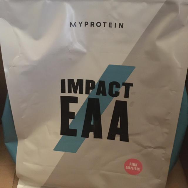 MYPROTEIN(マイプロテイン)のマイプロテイン　EAA １キロ　1kg  ピンクグレープフルーツ 食品/飲料/酒の健康食品(アミノ酸)の商品写真