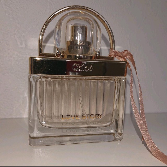 Chloe(クロエ)のChloe クロエ ラブストーリー オードトワレ 30ml コスメ/美容の香水(香水(女性用))の商品写真