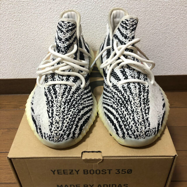 スニーカーadidas yeezy boost 350v2 アディダス イージー ゼブラ