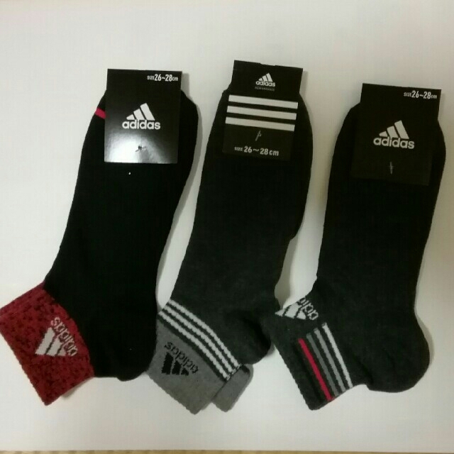 adidas(アディダス)のadidas ソックス　３足　 +　１足　セット メンズのレッグウェア(ソックス)の商品写真