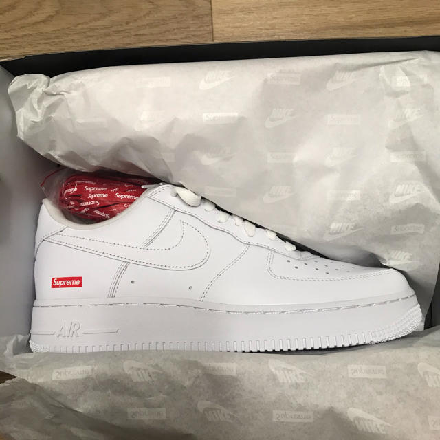 supreme NIKE AIR FORCE1 エアフォース1