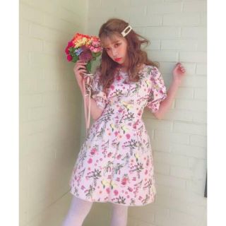 スワンキス(Swankiss)のSwankiss トロピカルワンピース【最終値下げ、来週末処分！】(ひざ丈ワンピース)