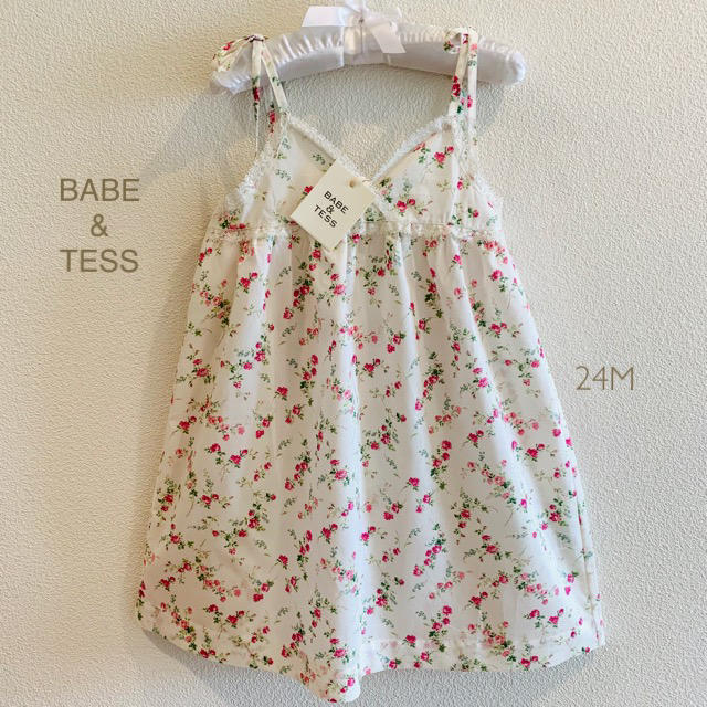 Bonpoint(ボンポワン)のBABE & TESS 24M 【イタリア製】バラの小花プリントのサンドレス キッズ/ベビー/マタニティのベビー服(~85cm)(ワンピース)の商品写真