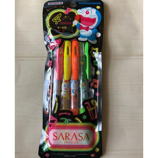 サラサ(さらさ)のノック式ジェルボールペン サラサクリップ 0.5mm ドラえもん ４色セット(キャラクターグッズ)